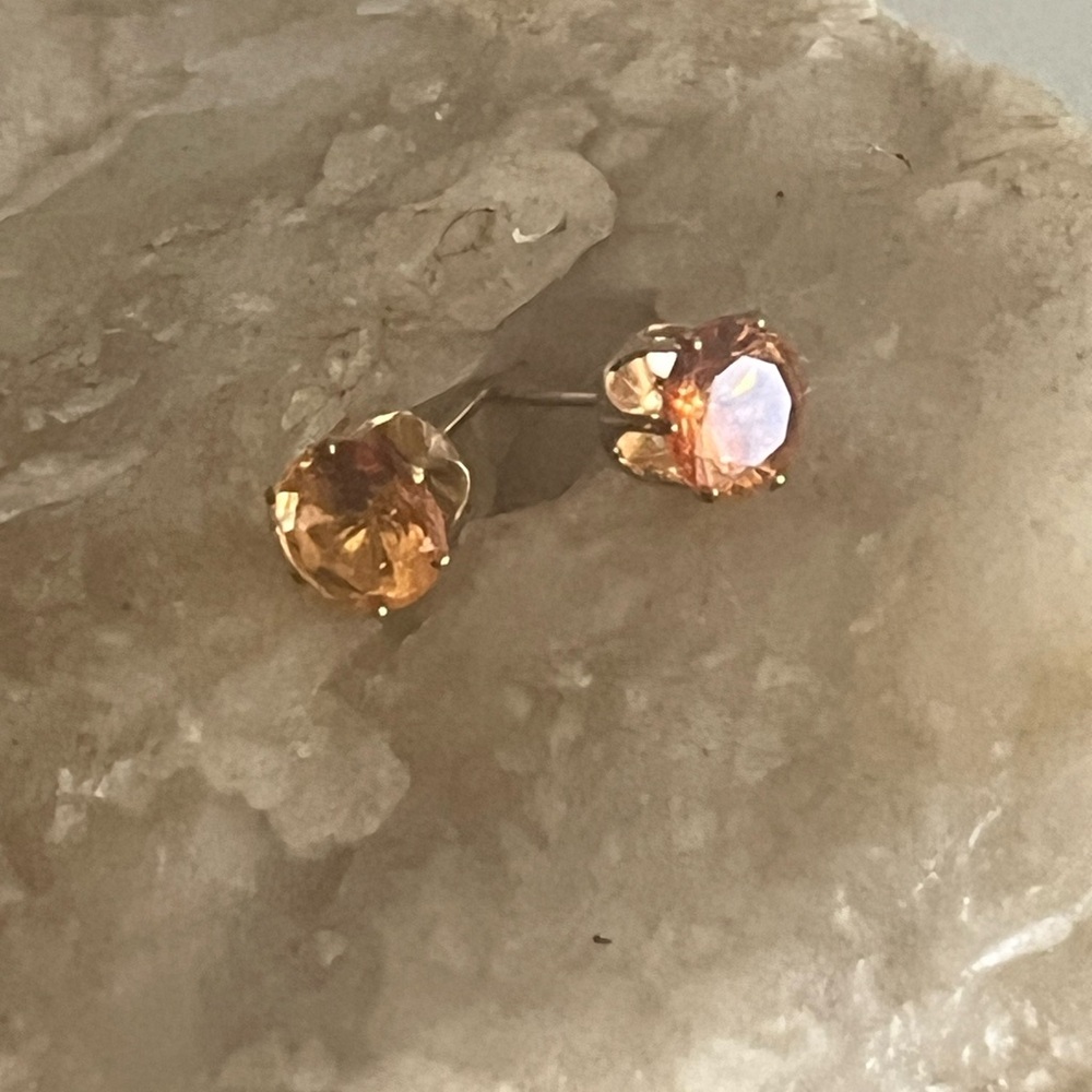 Genuine Citrine Crystal Gemstone Round Cut 7mm Stud Earrings Gold Setting -New - Picture 5 of 15